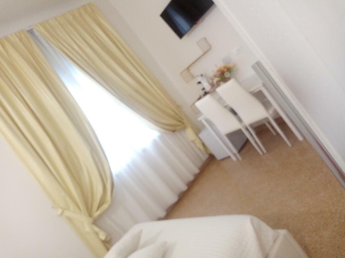 Officina Urban Sleep Bed & Breakfast San Benedetto del Tronto Exterior photo